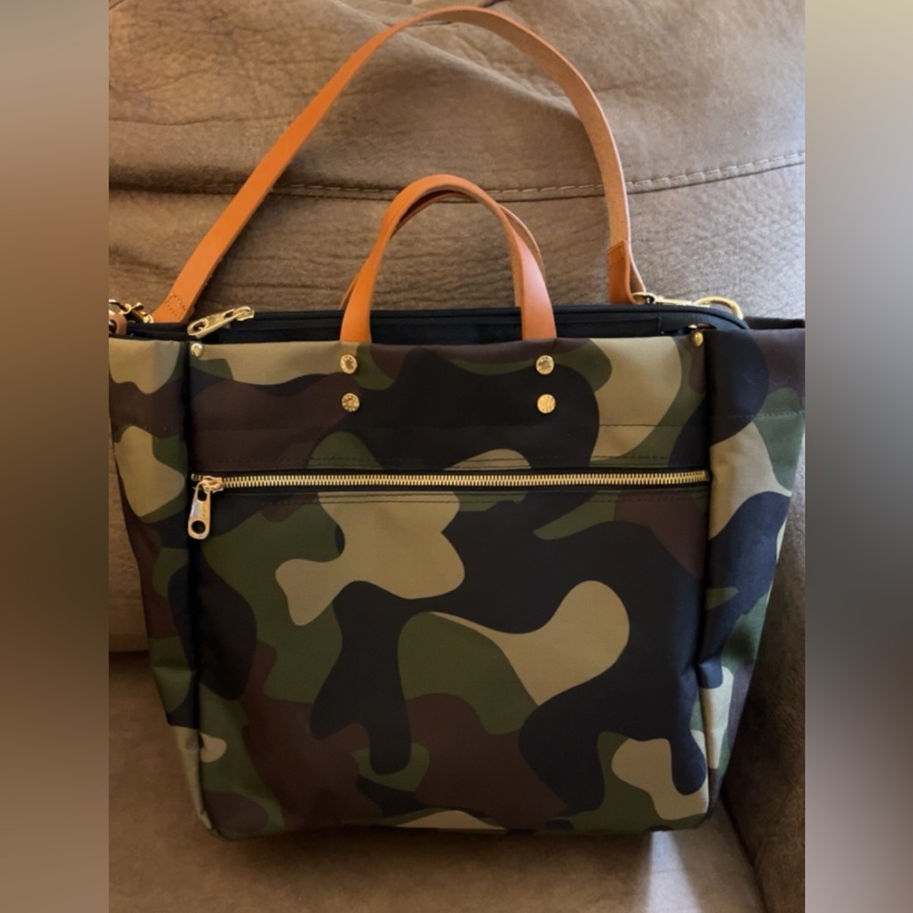 Boulevard Codie Nylon Tote Camo Bag Handbag never used… New without Tags